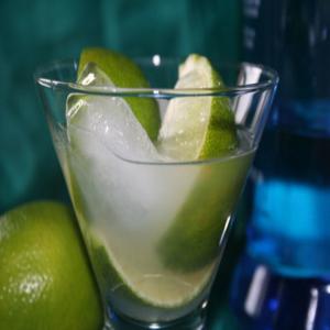 Caipirosca (Brazilian Lime Cocktail)_image