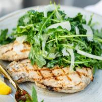 Grilled Chicken Paillard Salad with Arugula & Fennel_image