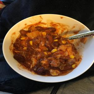 Slow Cooker Chicken Thigh Chili_image