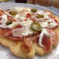 Pizza with Mortadella and Prosciutto_image