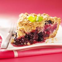 Triple-Berry Crumb Pie_image