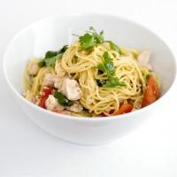Sweet & sticky chicken noodles image