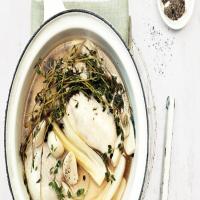 Chicken Poached with Thyme and Leeks_image