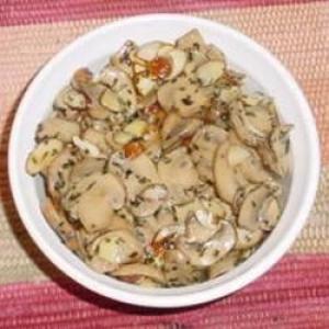Baked Brie with Mushrooms and Almonds_image