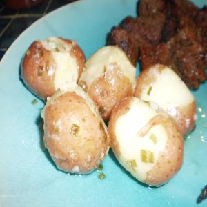 Seasoned New Potatoes_image