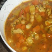 Fragrant Chicken Soup With Chickpeas and Vegetables_image