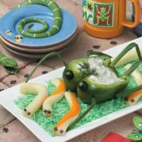 Cheese Worms with Grasshopper Dip_image