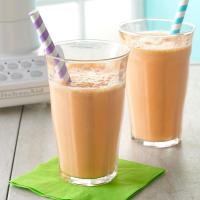 Strawberry-Carrot Smoothies image