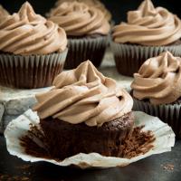Ultimate Keto Chocolate Cupcakes_image