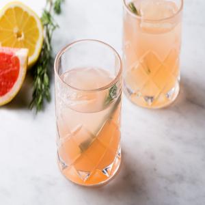 The Spring Forward (Rosemary-Grapefruit-Vodka Cocktail)_image