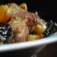 Spicy Moroccan Chicken With Apricots and Prunes (Low Fat) image