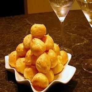Fogo de Chao cheesy bread puffs - hot cheese puffs fresh out of the oven are hard to beat._image