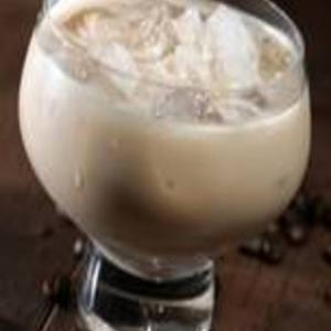 Sugar-Free White Russian Cocktail_image