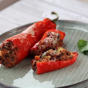 Stuffed Red Peppers with Quinoa, Mushrooms, and Turkey_image