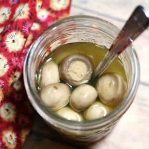 Tangy Pickled Mushrooms_image