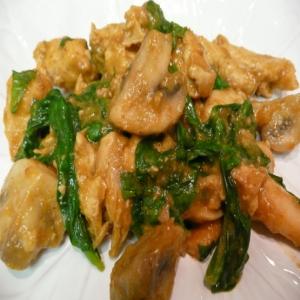 Thai-Inspired Coconut Chicken With Spinach and Mushrooms Recipe - Food.com_image