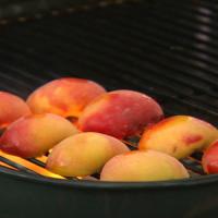 Grilled Peaches with Mascarpone and Honey image