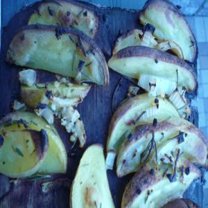 Cedar Plank Potato Wedges_image