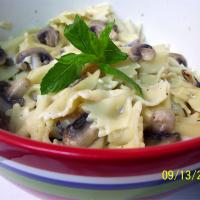 Mushroom Mint Pasta Salad_image