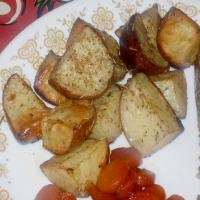 Garlic Roasted Red Potatoes image