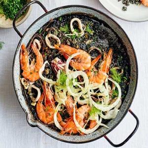 Spanish rice with squid, prawn & fennel image