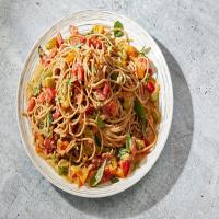 Summer Tomato and Basil Pasta With Pine Nut Sauce_image