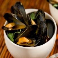 Thai Red Curry Mussels image