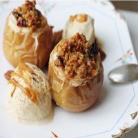 Slow-Cooked Baked Apples image