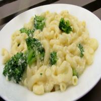 Easy Stove Top Macaroni & Cheese for One or Two_image