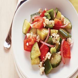 Easy Tomato and Cucumber Salad_image