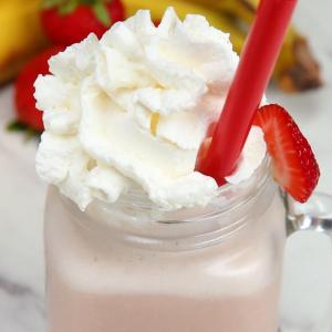 Strawberry 'n' Cream Blended Drink Recipe by Tasty_image