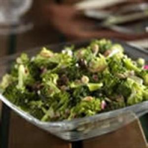 Raw Broccoli Salad_image