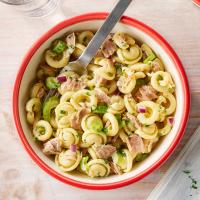CAMPBELL'S® Tuna Pasta Salad with Celery and Herbs_image