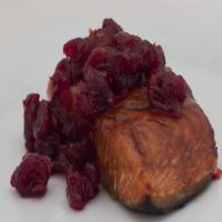 Cedar Planked Fresh Salmon Fillet With Spiced Cranberry Relish_image