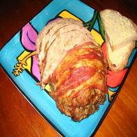Mean Chef's Meatloaf With Mushroom Gravy_image