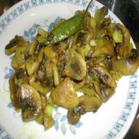 Spicy Mushrooms With Ginger and Chilies_image