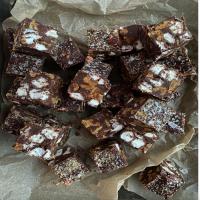 Chocolate Walnut Marshmallow Fudge_image
