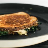 Garlicky Kale Grilled Cheese with Melted Gouda_image