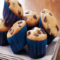 Peanut Butter-Chocolate Chip Muffins_image