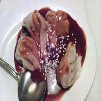 Hunan Dumplings with Peanut Butter Sauce_image