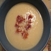 Cauliflower Soup With Crispy Prosciutto and Parmesan_image
