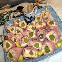 Easy Pickle-In-The-Middle Bologna Wrap Appetizers image