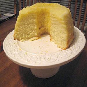 Lemon Chiffon Cake with Lemon Butter Icing_image