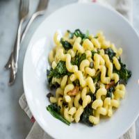 Pasta With Anchovies, Garlic, Chiles and Kale image