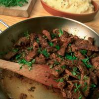 Braised beef with mustard and capers_image