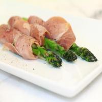 Grilled Prosciutto Wrapped Asparagus image