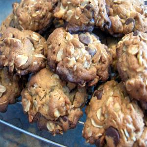 Grandma's Oatmeal Toll-House Cookies_image