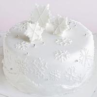Sparkling snowflake cake image