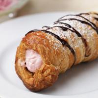 Strawberry Cream-Stuffed Pastries Recipe by Tasty image