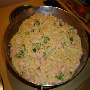 Creamed Shrimp and Spaghetti_image